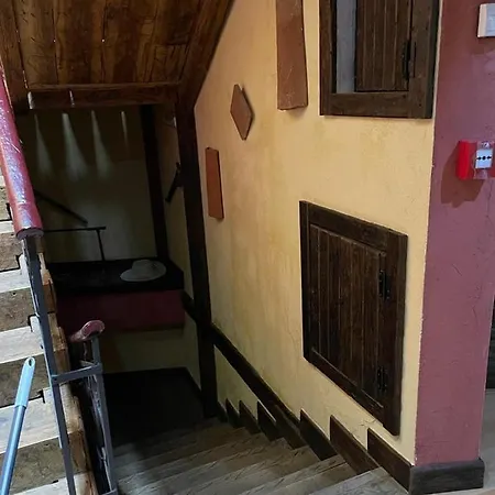 Hostal サアグン